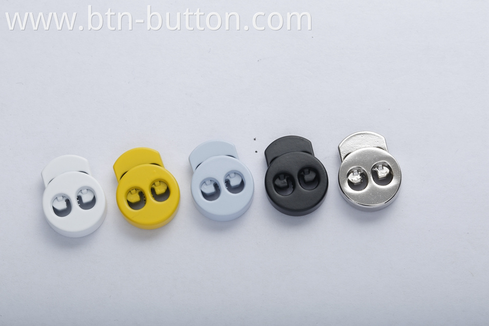 Spring adjustable metal buttons